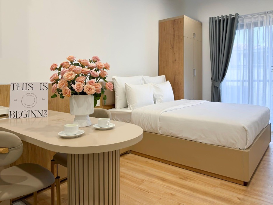 Phòng ngủ tiện nghi tại NEST DC với thiết kế hiện đại