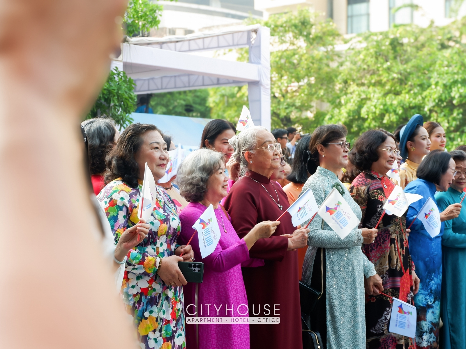 Đồng diễn áo dài tại Phố đi bộ Nguyễn Huệ 2026