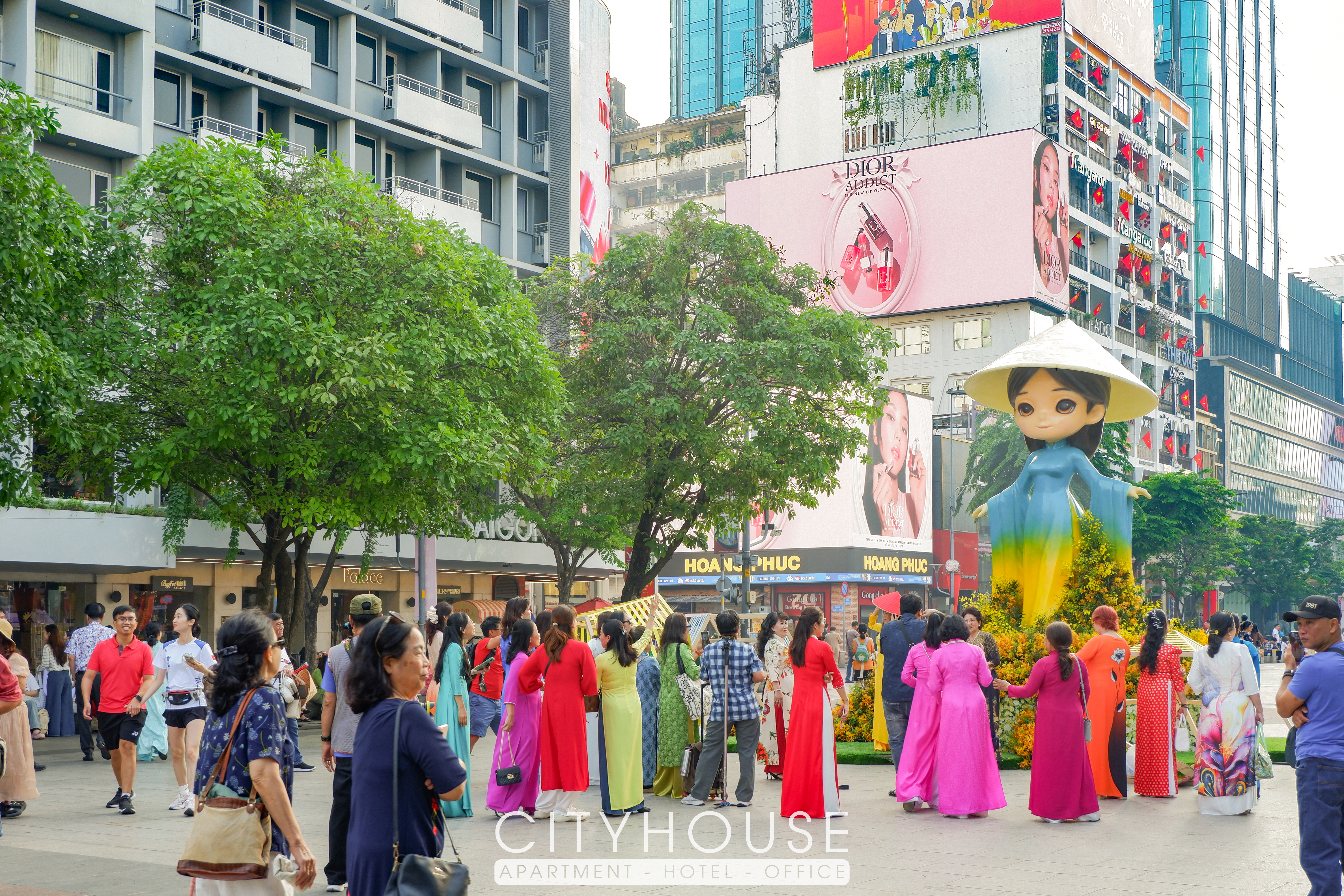 Diễu hành Việt phục Hồn Việt Sánh Đôi 2026