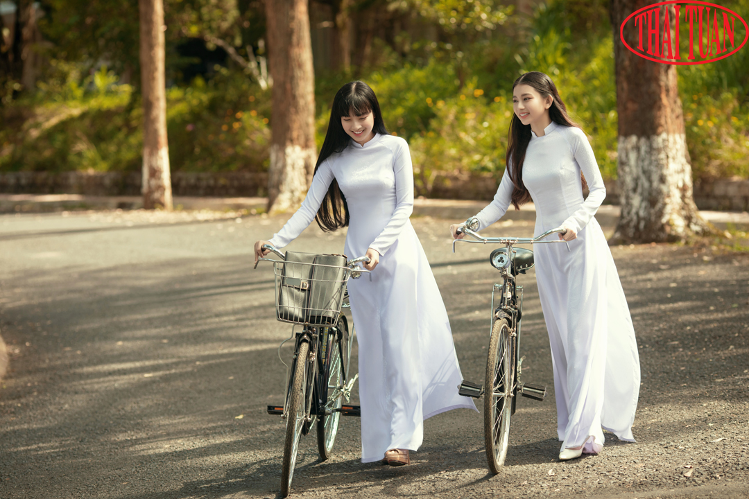 Mẫu áo dài truyền thống