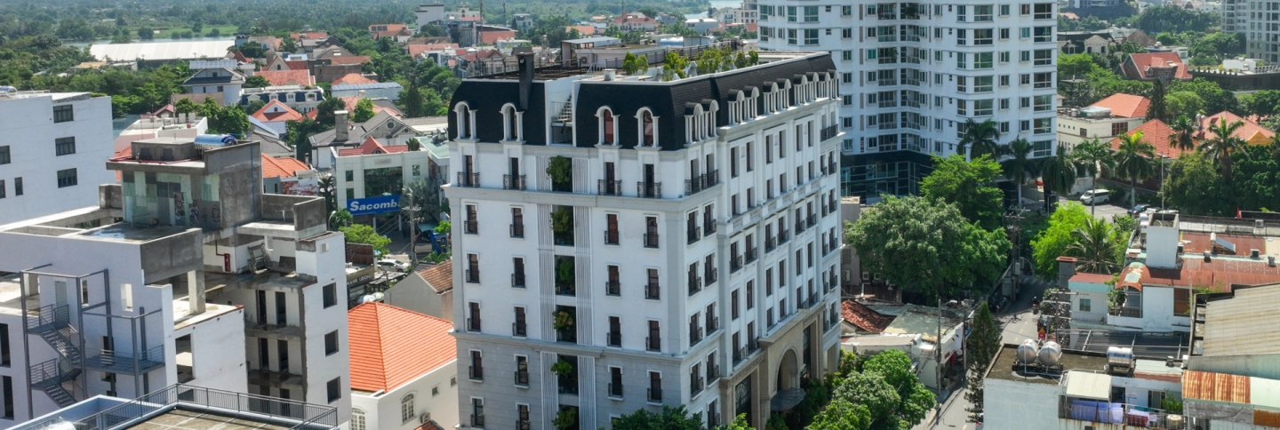 CITYHOUSE · DISTINCTIVE STAYS, UNIQUELY CRAFTED