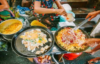 Ẩm Thực Đường Phố Sài Gòn: Cẩm Nang Từ Người Bản Địa