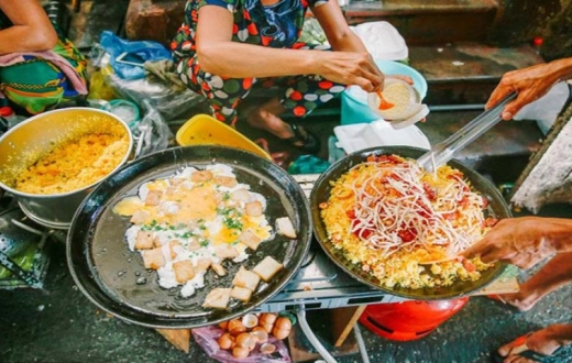 Ẩm Thực Đường Phố Sài Gòn: Cẩm Nang Từ Người Bản Địa