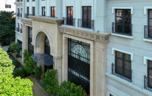 CITYHOUSE · DISTINCTIVE STAYS, UNIQUELY CRAFTED