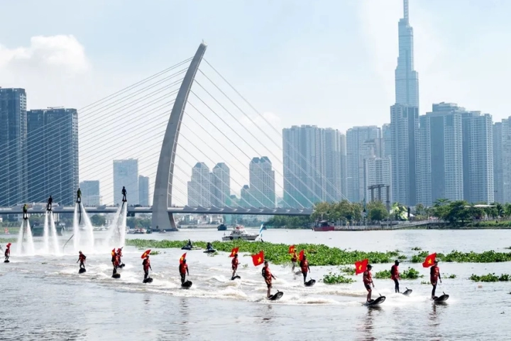 Lễ Hội Sông Nước TP.HCM 2026: Thời Gian Dự Kiến & Kinh Nghiệm Đi
